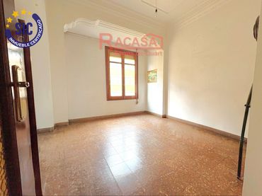 Piso con ascensor en venta en Valencia - CL DR VILA BARBERA