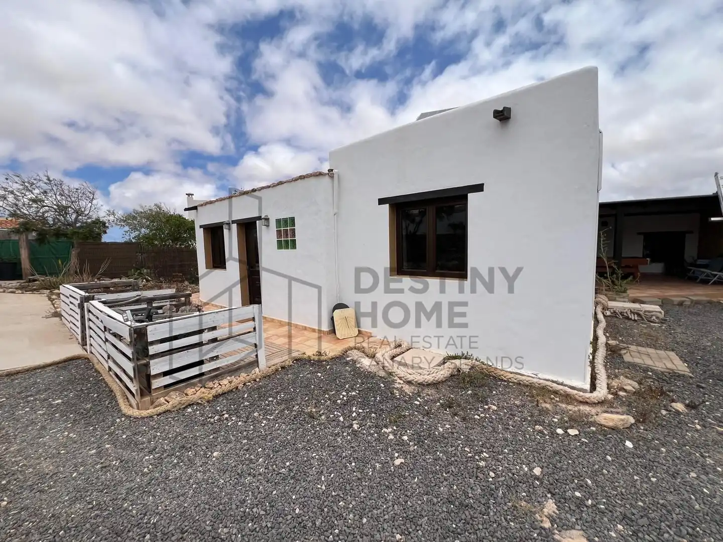 Exterior view of Country homes for sale in La Oliva  with Air Conditioner, Private garden and Terrace