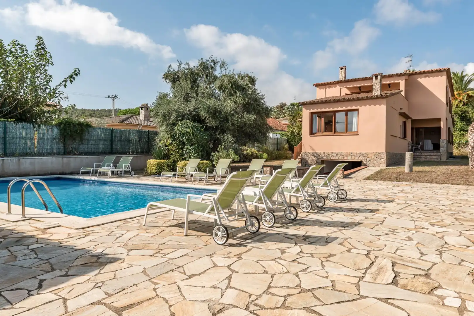 Villa mit Pool zum Verkauf in 11 Carrer Occitània