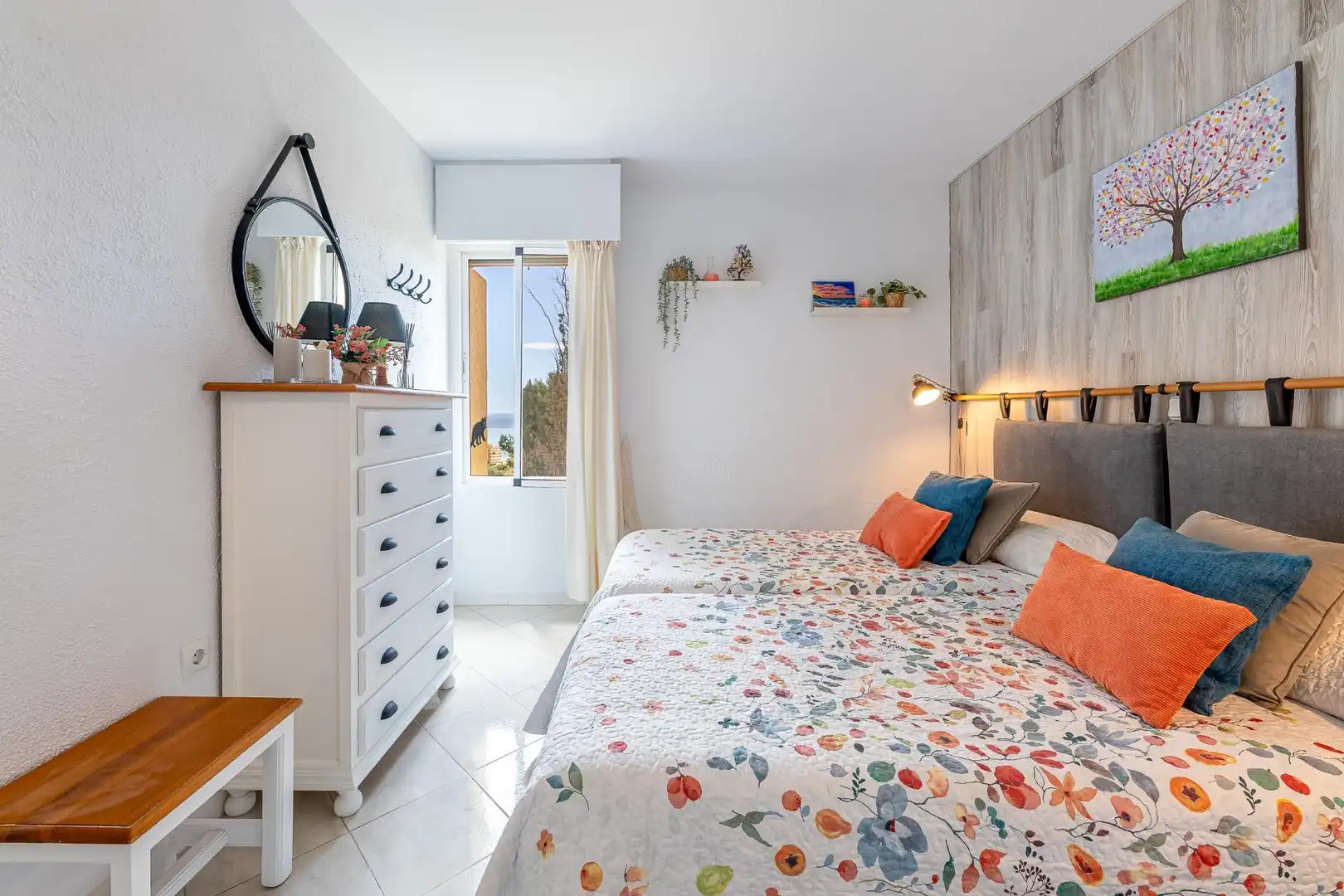 Schlafzimmer von Wohnungen zur Miete in Benalmádena mit Klimaanlage, Heizung und Privatgarten