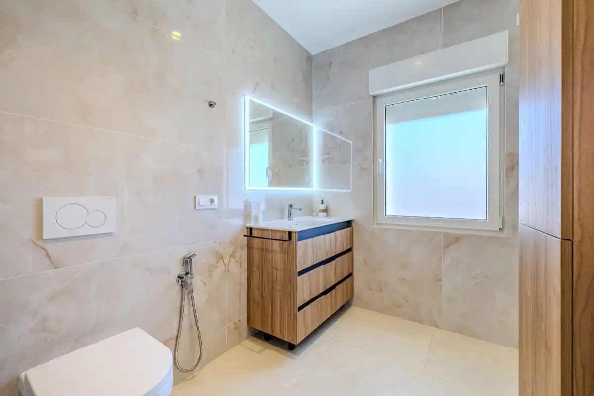 Bathroom of Houses for sale in Dénia  with Air Conditioner, Heating and Private garden