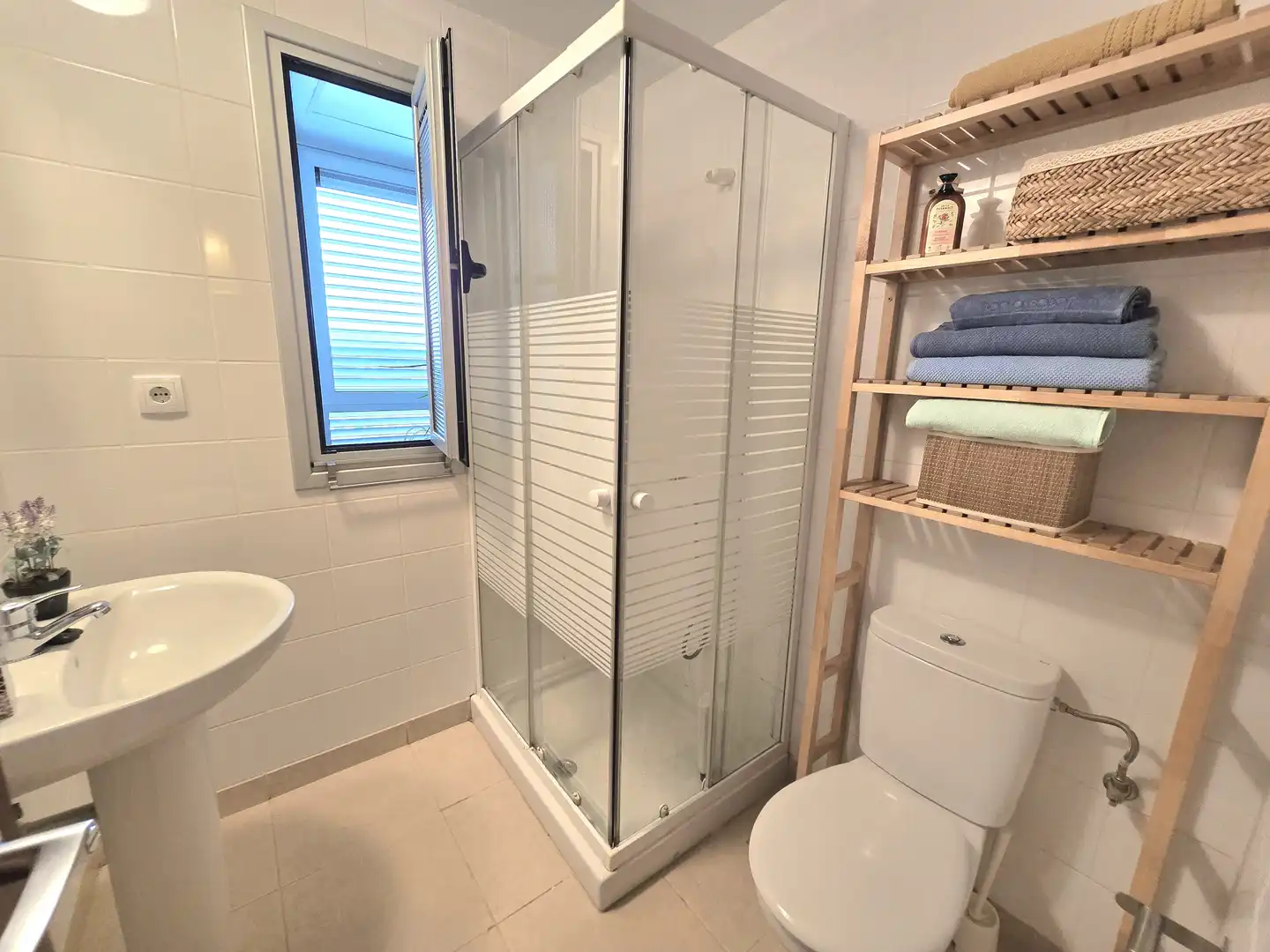 Badezimmer von Wohnung zum Verkauf in Las Palmas de Gran Canaria mit Abstellraum