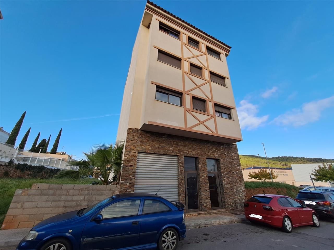 Vista exterior de Local en venda en Tales