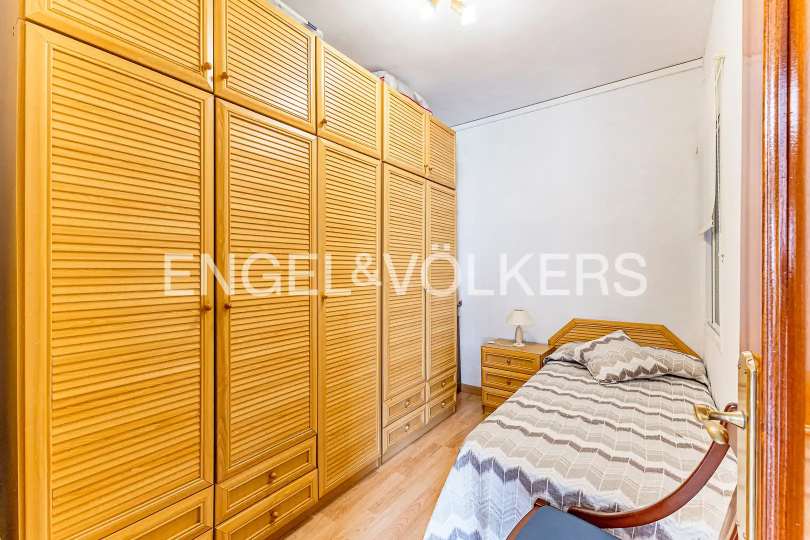 Habitación de Piso en venta en Barcelona con Aire acondicionado, Calefacción y Balcón