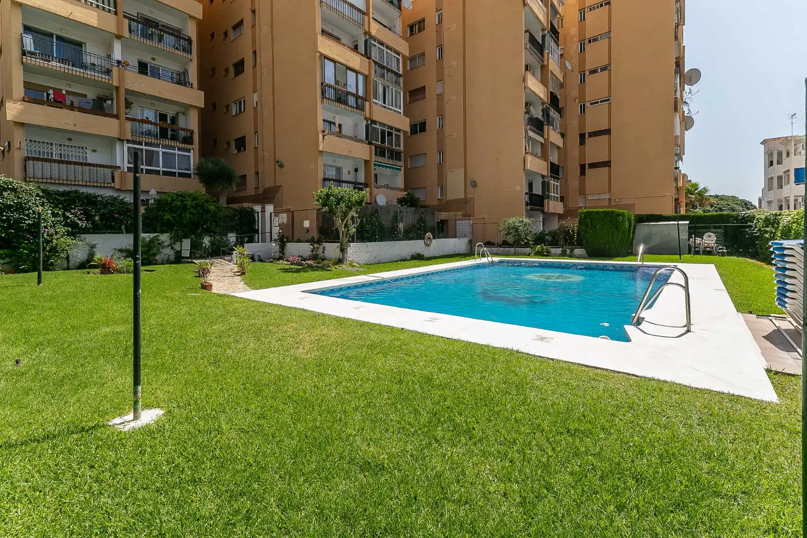 Piscina de Pis en venda en Benalmádena amb Aire condicionat, Terrassa i Moblat