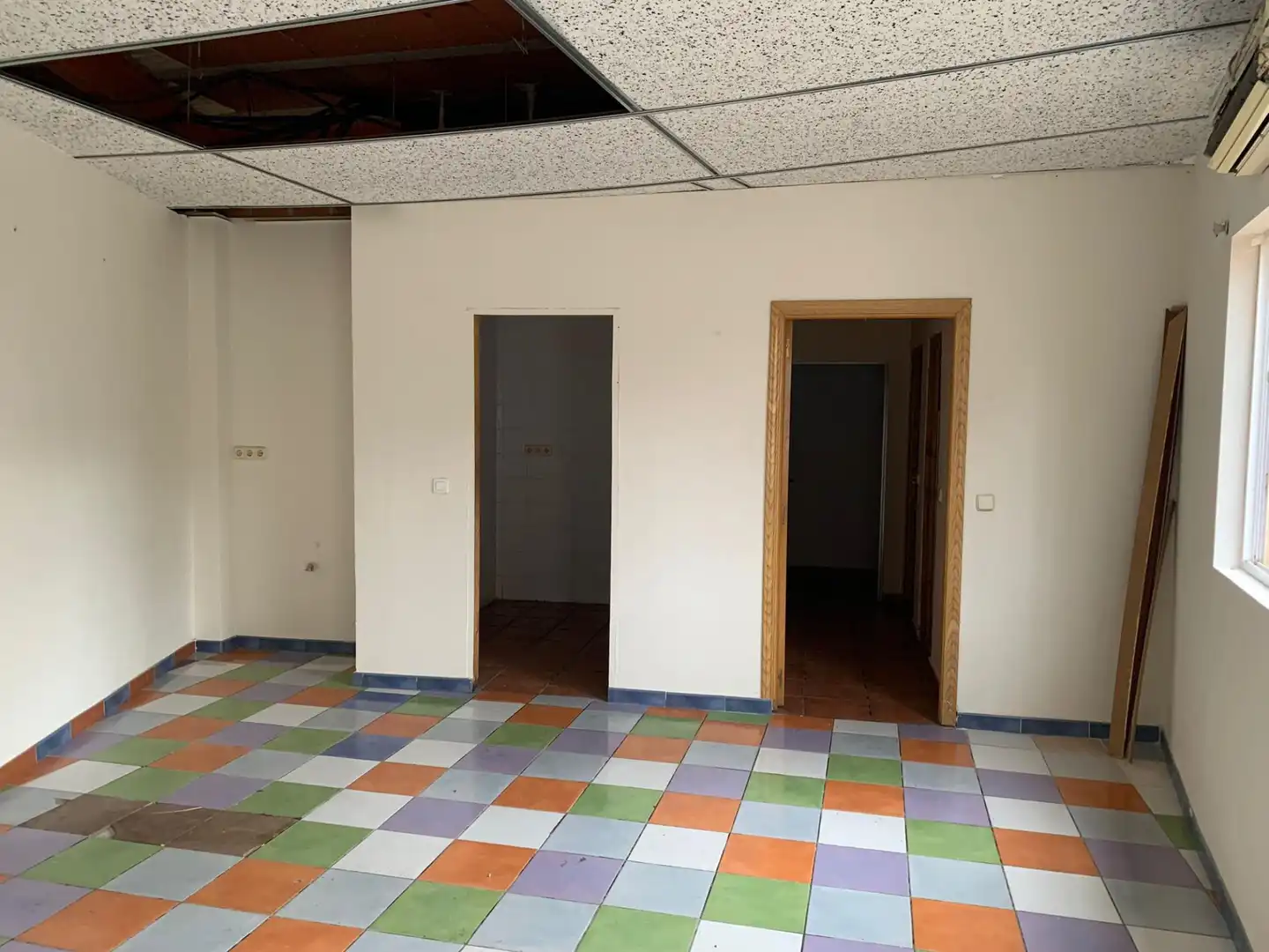 Gewerbefläche zum Verkauf in C/ Bernaldo de Quiros, imagen 4