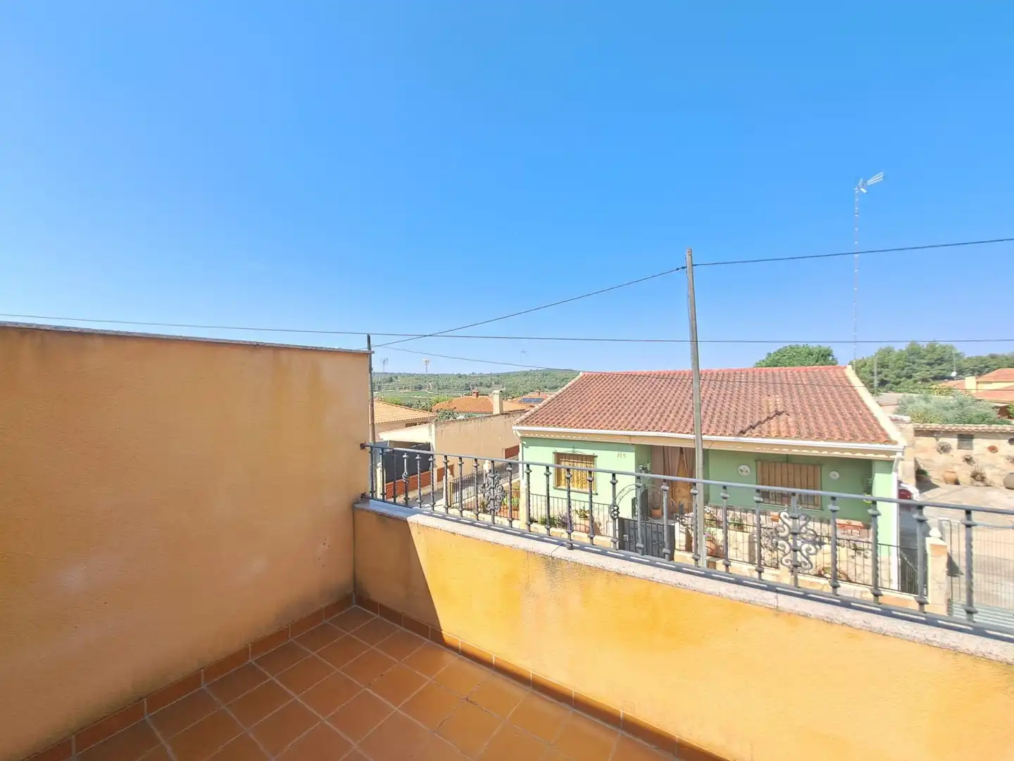 Terraza de Casa adosada en venta en Requena con Calefacción, Terraza y Trastero