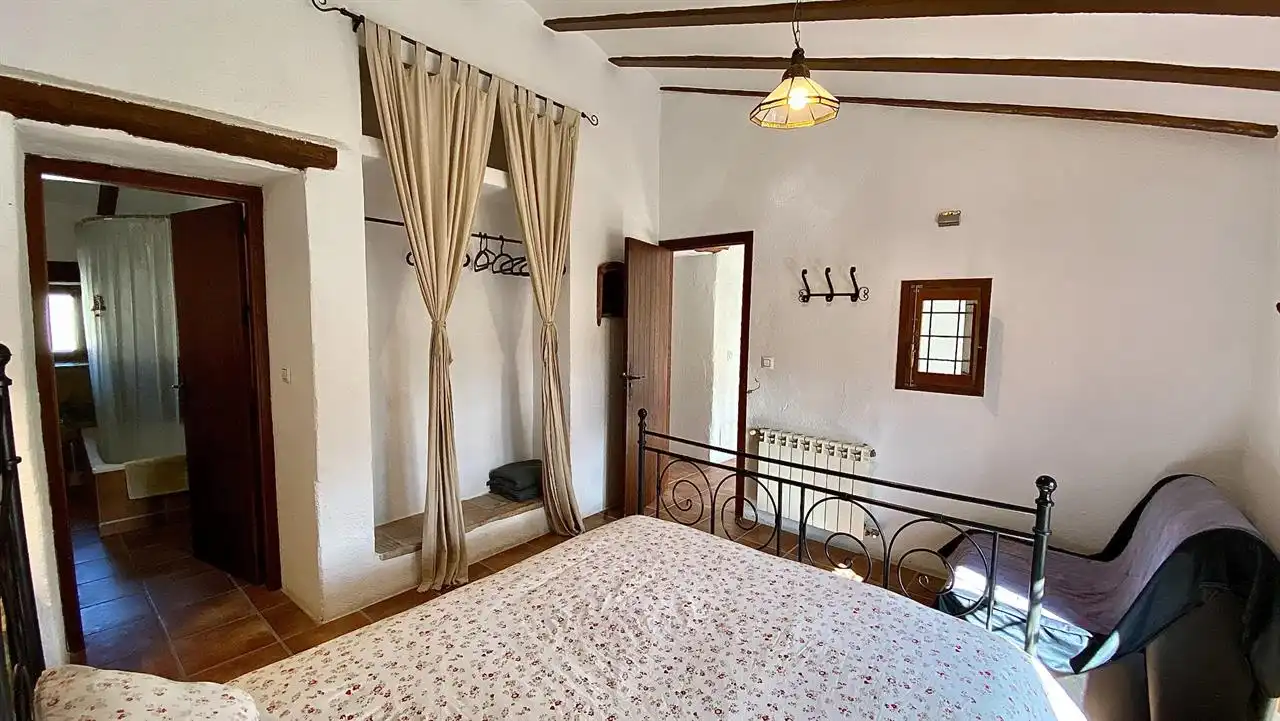 Dormitori de Casa o xalet en venda en Taberno amb Calefacció, Jardí privat i Traster