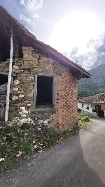 Vista exterior de Casa o xalet en venda en Quirós