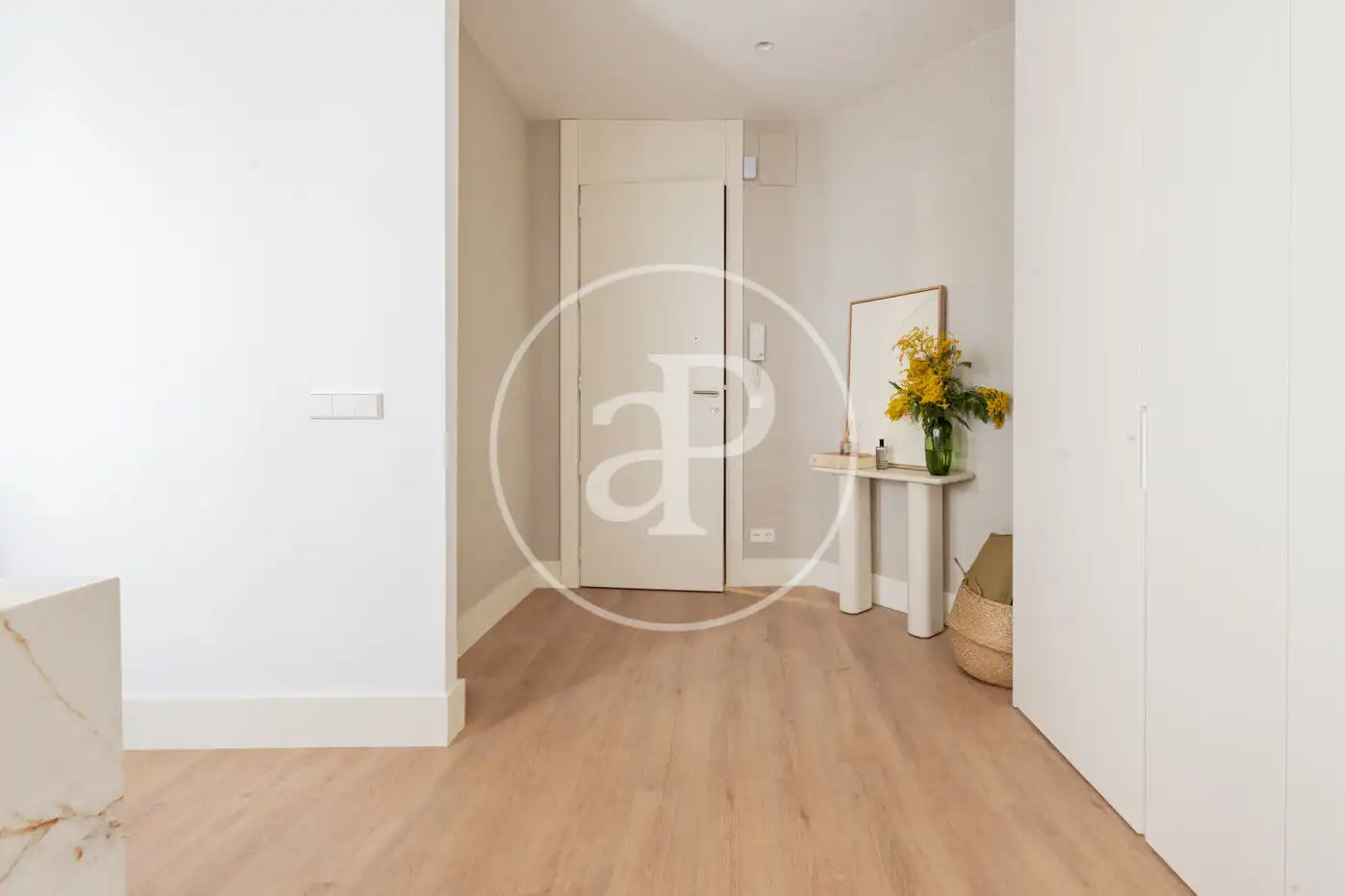 Wohnung zum Verkauf in Madrid mit Klimaanlage, Heizung und Möbliert