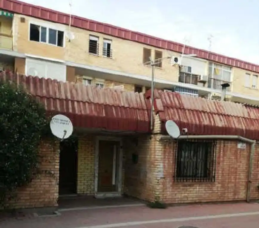 Piso en venta en Calle Vias Bajo 20 Portal 20 Escalera 7 Puerta 0H 20, imagen 2