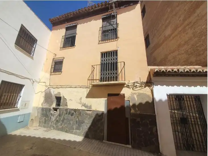 Außenansicht von Haus oder Chalet zum Verkauf in Guadix mit Balkon