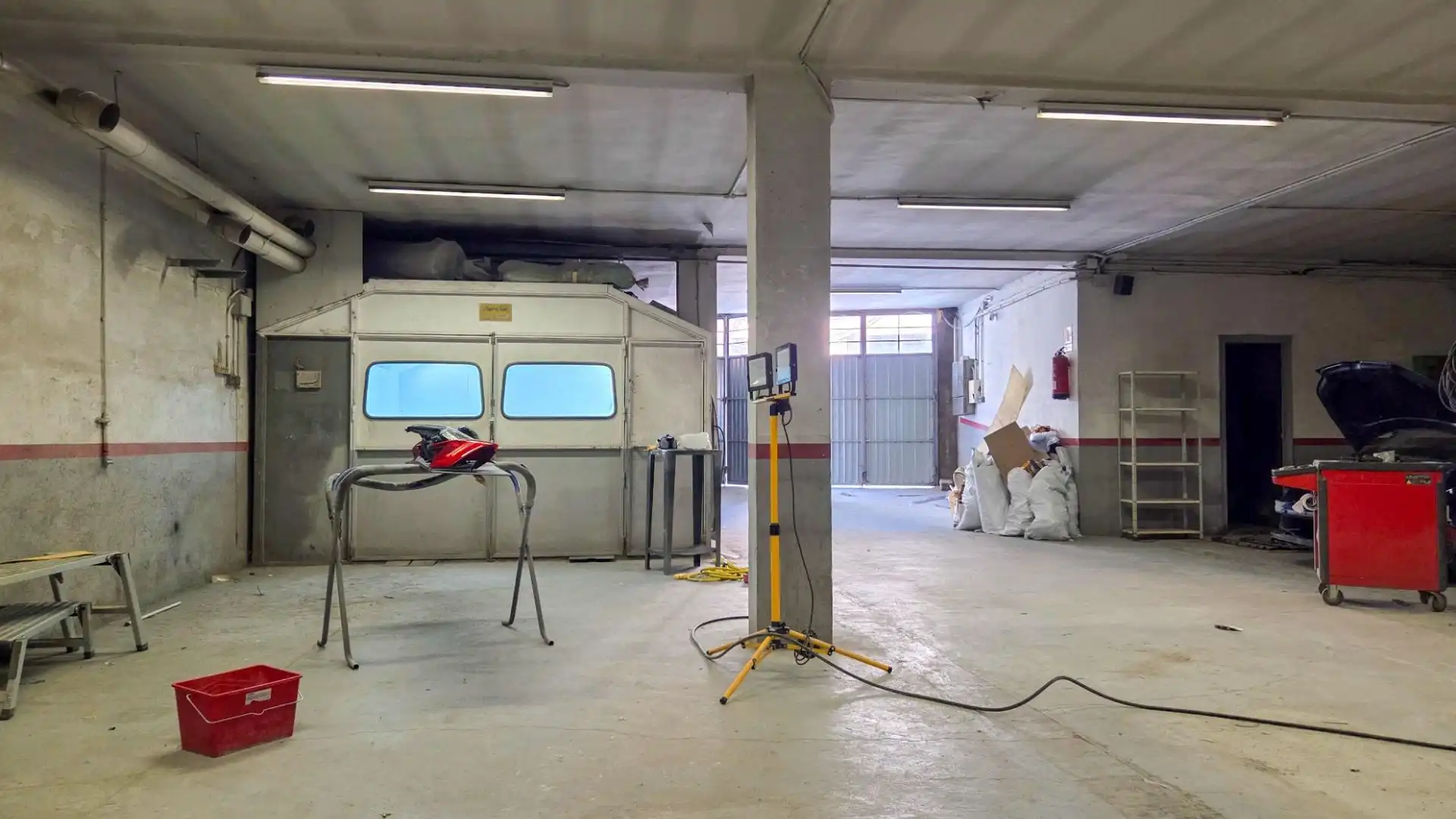 Industrial building for sale in Calle TALLERS 7, imagen 13