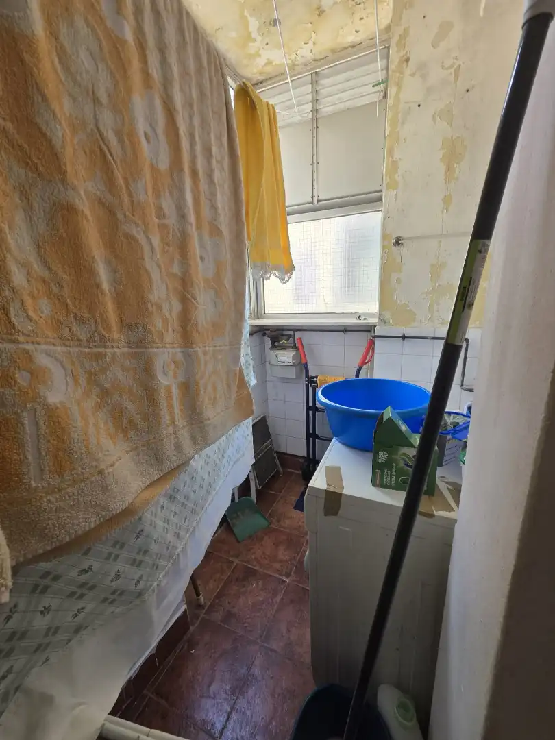 Bathroom of Flat for rent in Ferrol  with Furnished, Oven and Washing machine