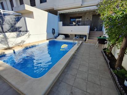 Piscina de Casa adosada en venda en Sagunto / Sagunt amb Calefacció, Terrassa i Traster