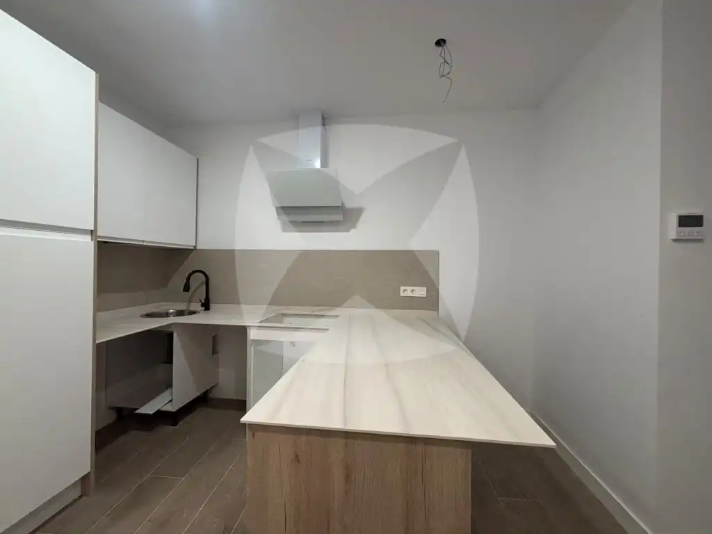 Piso con ascensor en venta en Calle Suárez Somontes, imagen 8