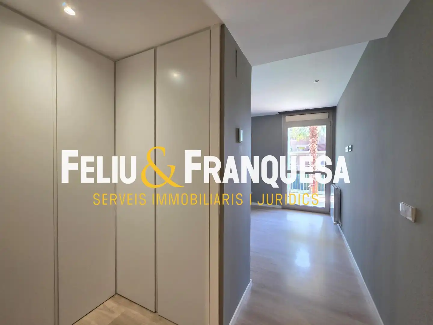 Piso en venta en Sant Cugat del Vallès con Calefacción, Jardín privado y Terraza