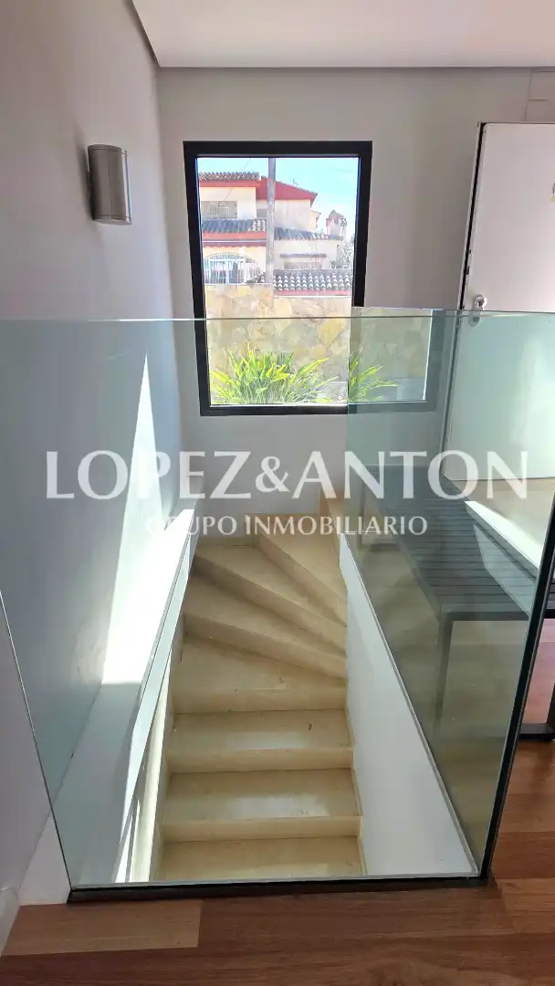 Houses for sale in L'Eliana  with Air Conditioner, Private garden and Parquet flooring