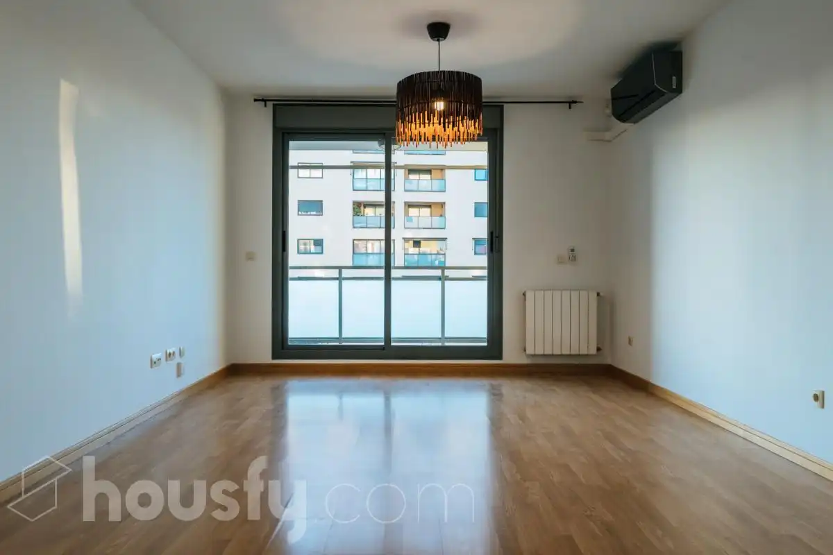 Wohnung zur Miete in Avenida de la Osa Menor, Sur - PAU 4