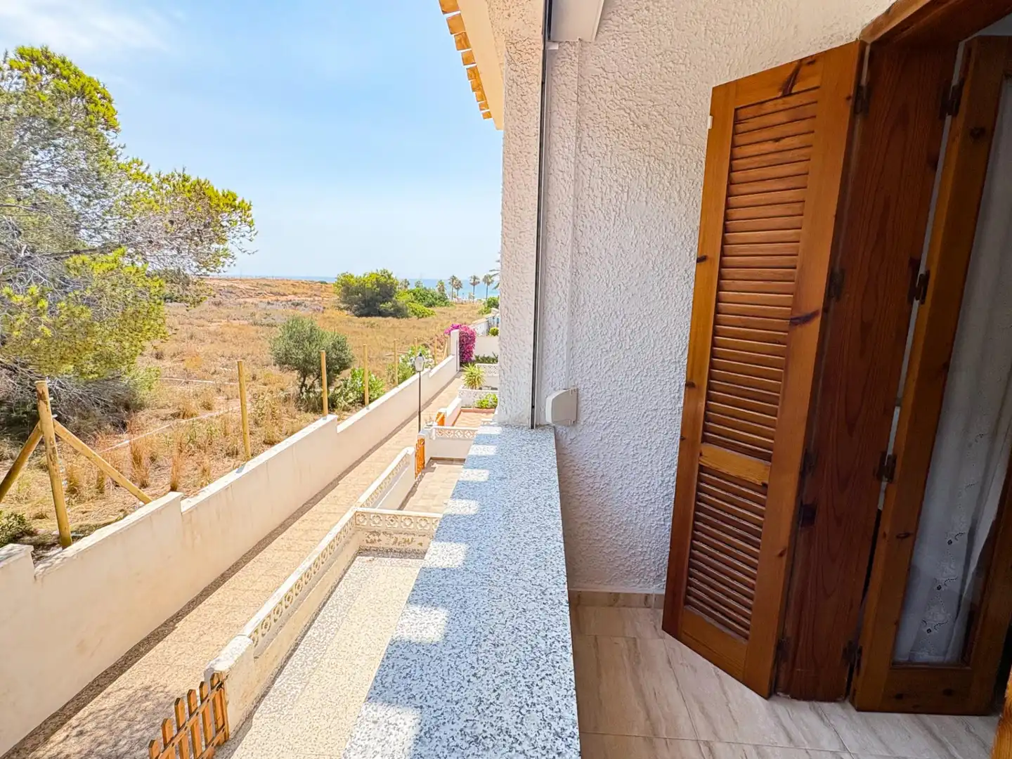 Adossat amb terrassa en venda a Calle JAZMINES-PLAYA FLAMENCA, imagen 20