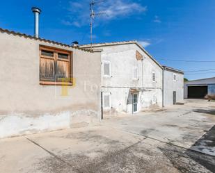 Vista exterior de Finca rústica en venda en Vilobí del Penedès amb Calefacció