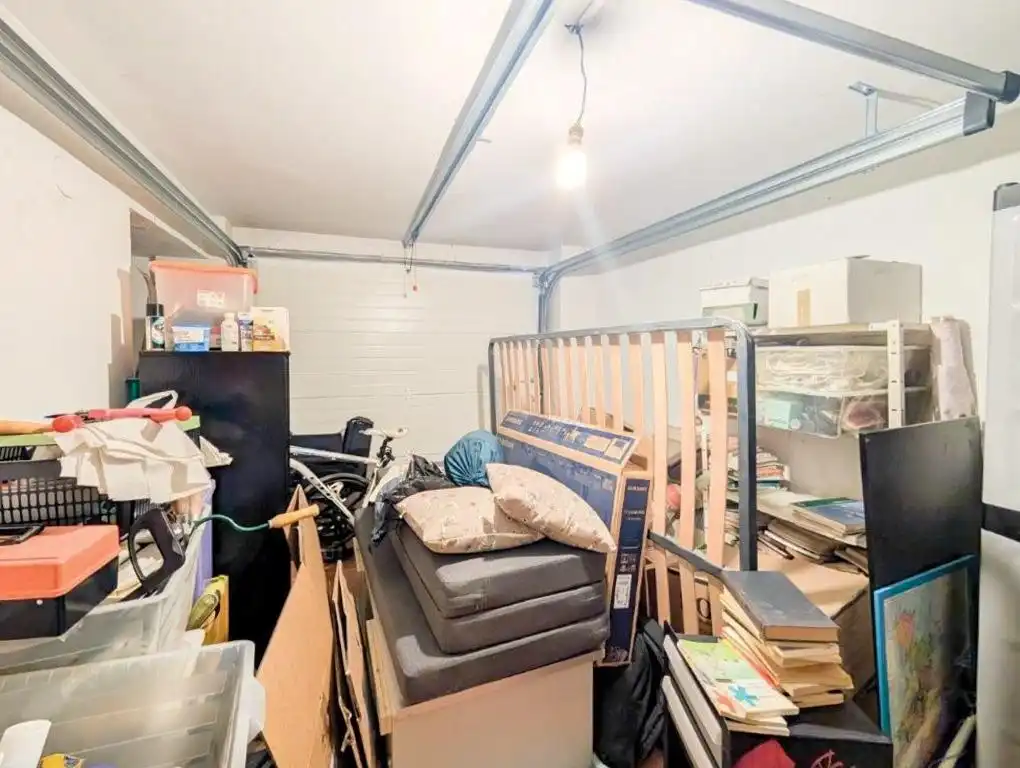 Casa o xalet en venda en Jun amb Calefacció i Terrassa