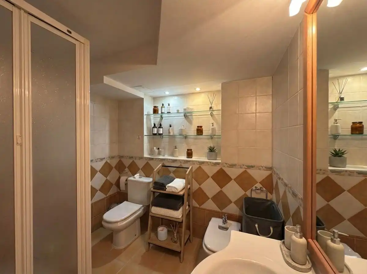 Baño de Casa o chalet en venta en Alhaurín de la Torre con Aire acondicionado, Jardín privado y Terraza