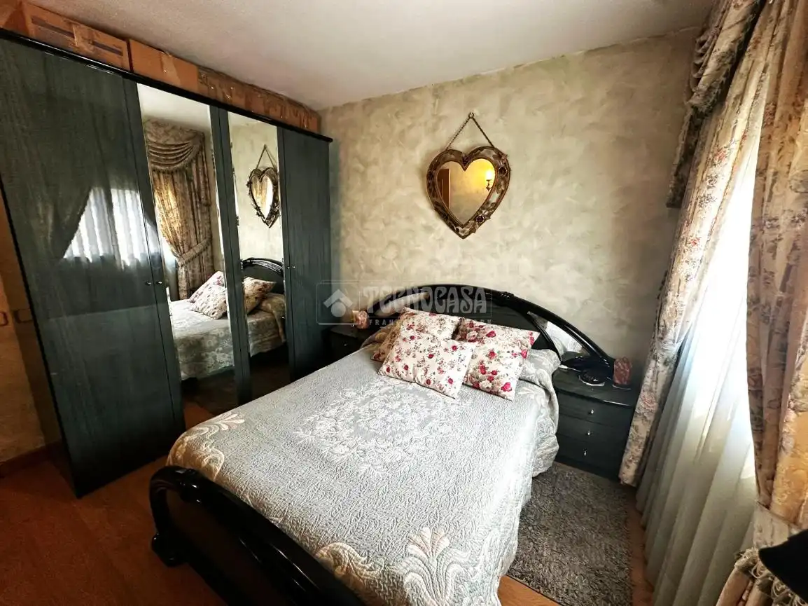 Habitación de Piso en venta en Parla con Calefacción y Amueblado