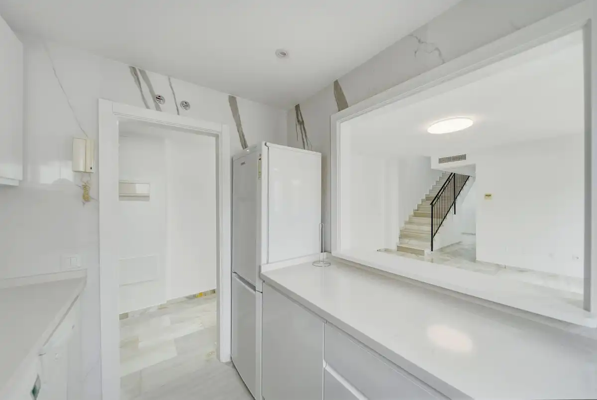 Kitchen of Duplexes for sale in Benalmádena  with Air Conditioner, Terrace and Storage room