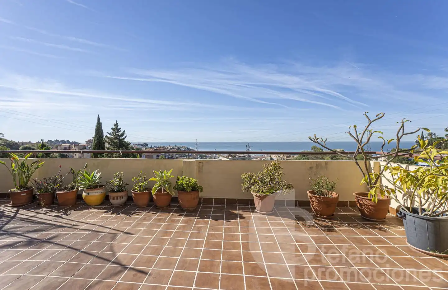 Terrassa de Casa adosada en venda en Málaga amb Aire condicionat, Jardí privat i Terrassa