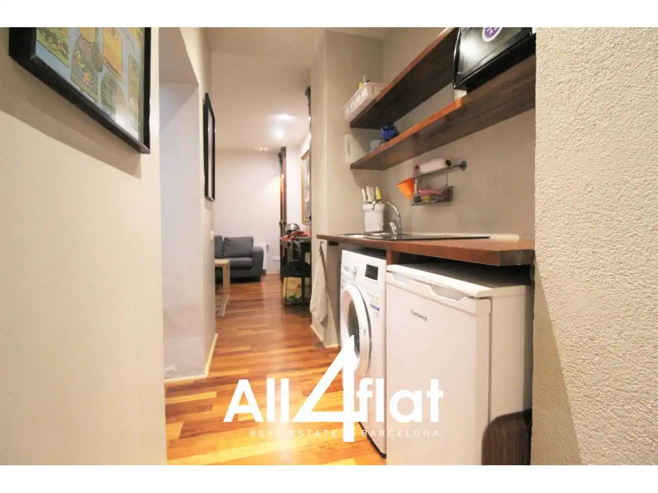 Schlafzimmer von Wohnung zur Miete in Barcelona mit Heizung, Parkett und Abstellraum