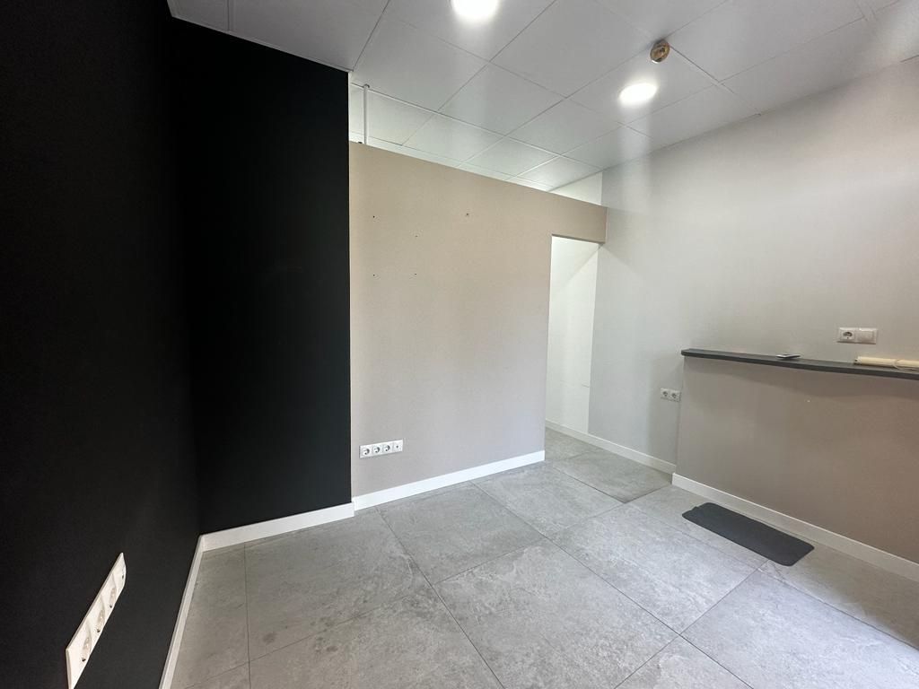Local en venta en Vélez-Málaga con Aire acondicionado