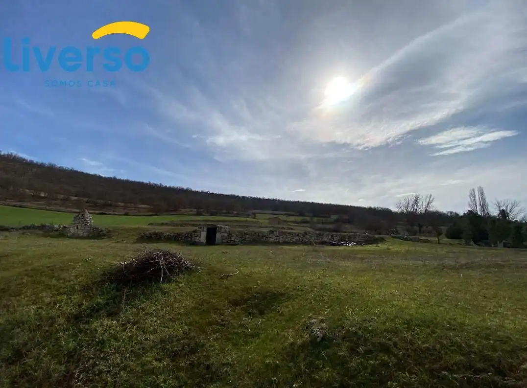 Casa o xalet en venda en Villatuelda amb Calefacció, Jardí privat i Moblat