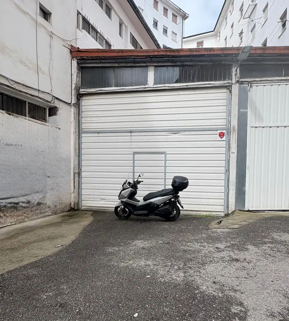 Local comercial de lloguer a CALLE IV, imagen 2