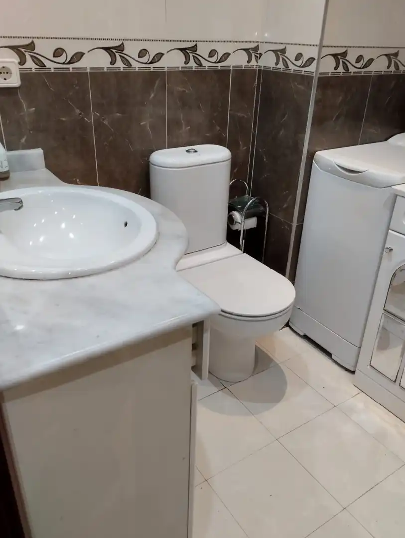 Baño de Piso en venta en Alberite con Calefacción, Trastero y Amueblado