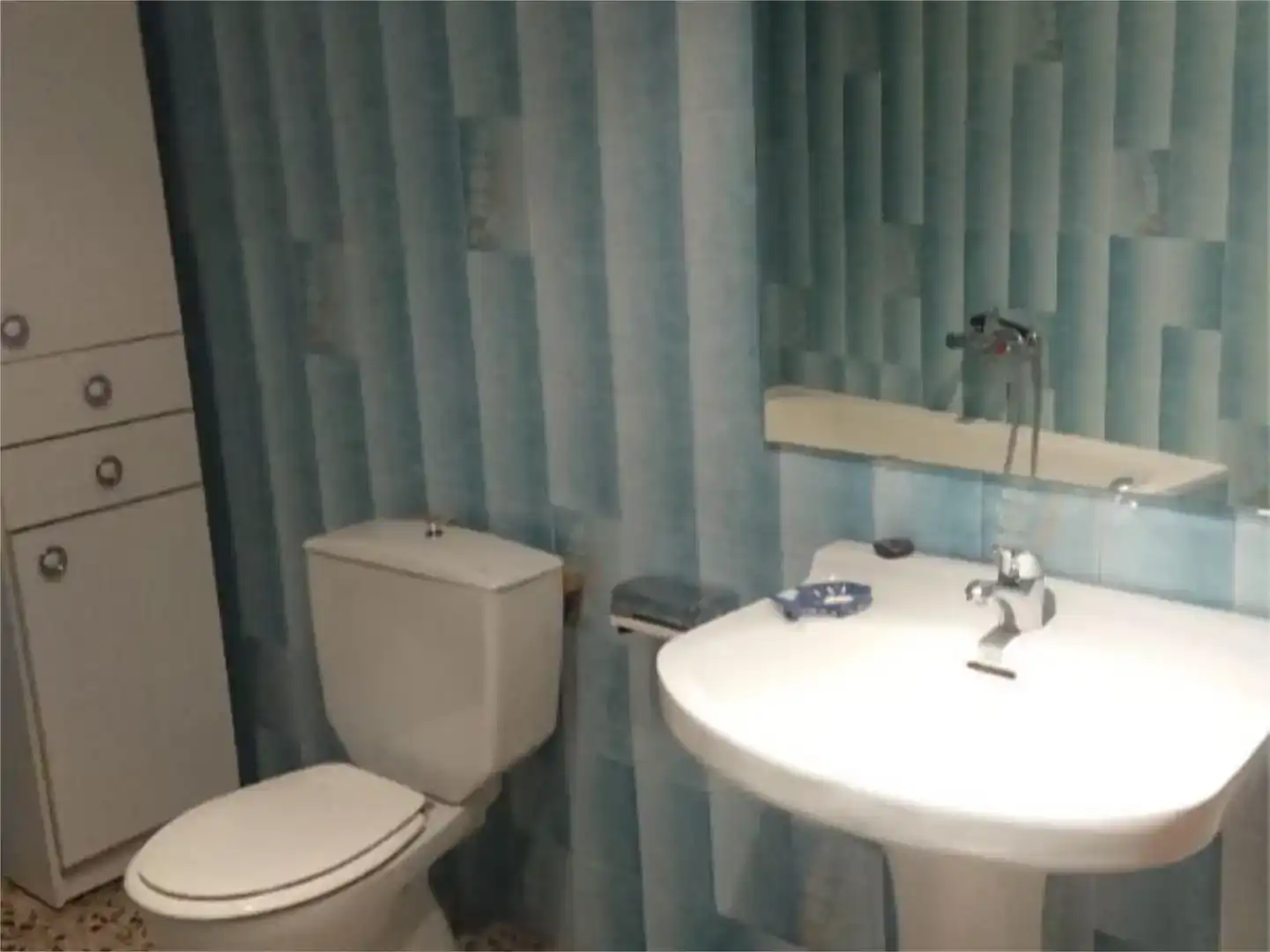 Bathroom of Detached homes for sale in Oliete, Teruel