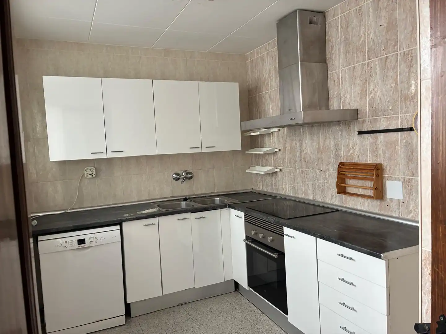 Kitchen of Detached homes for sale in Canet de Mar  with Air Conditioner, Terrace and Balcony