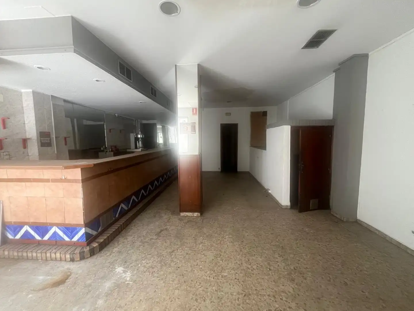 Local comercial en venta en Calle de Tarragona 36, imagen 8