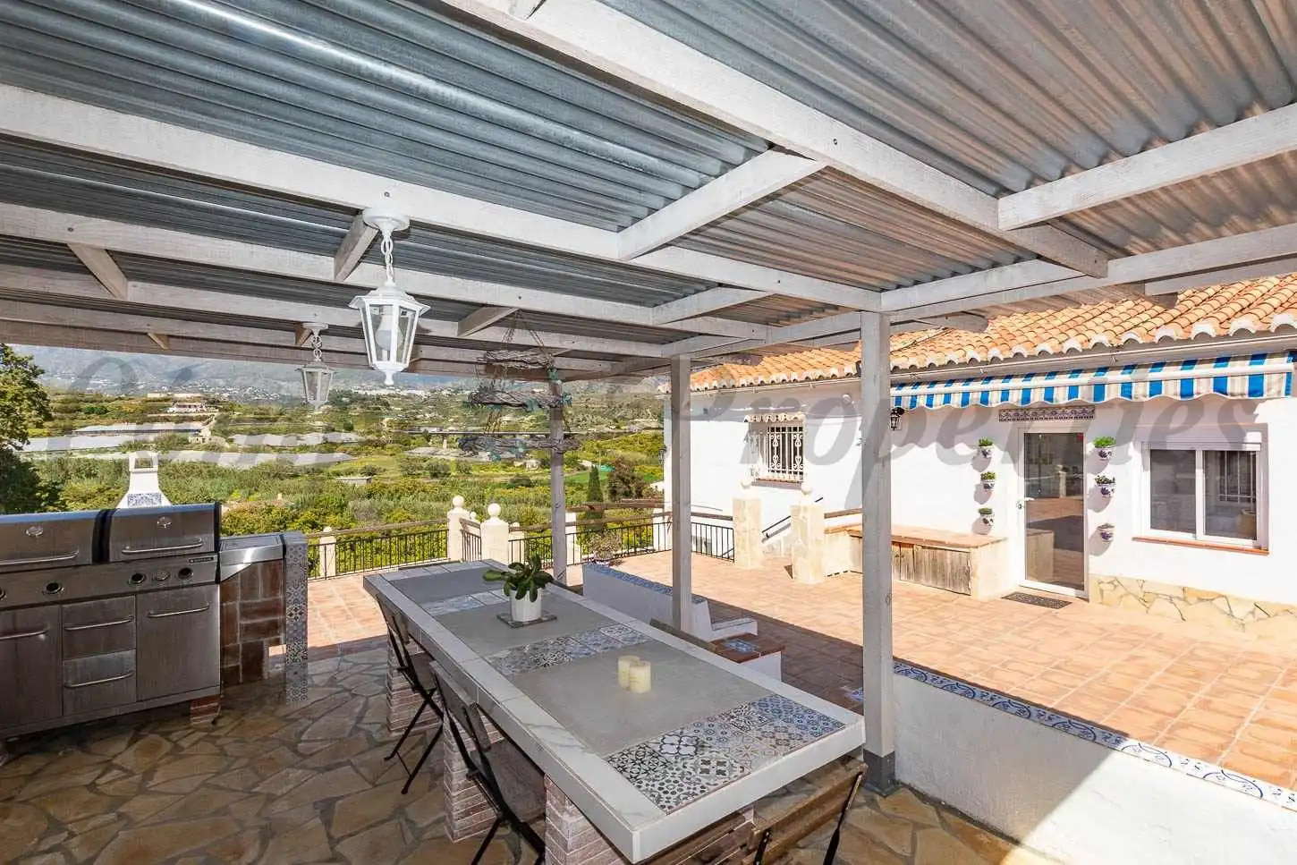 Casa amb piscina en venda a Avda Pescia - Ctra de Frigiliana, imagen 8