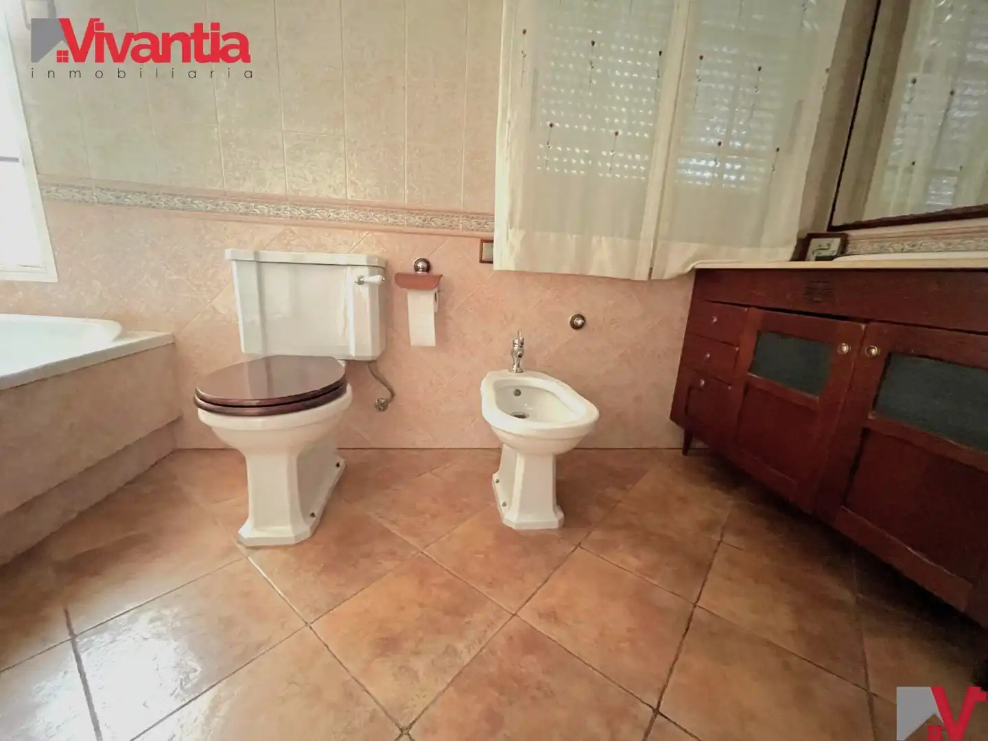 Bany de Casa o xalet en venda en Lorca amb Aire condicionat, Calefacció i Jardí privat