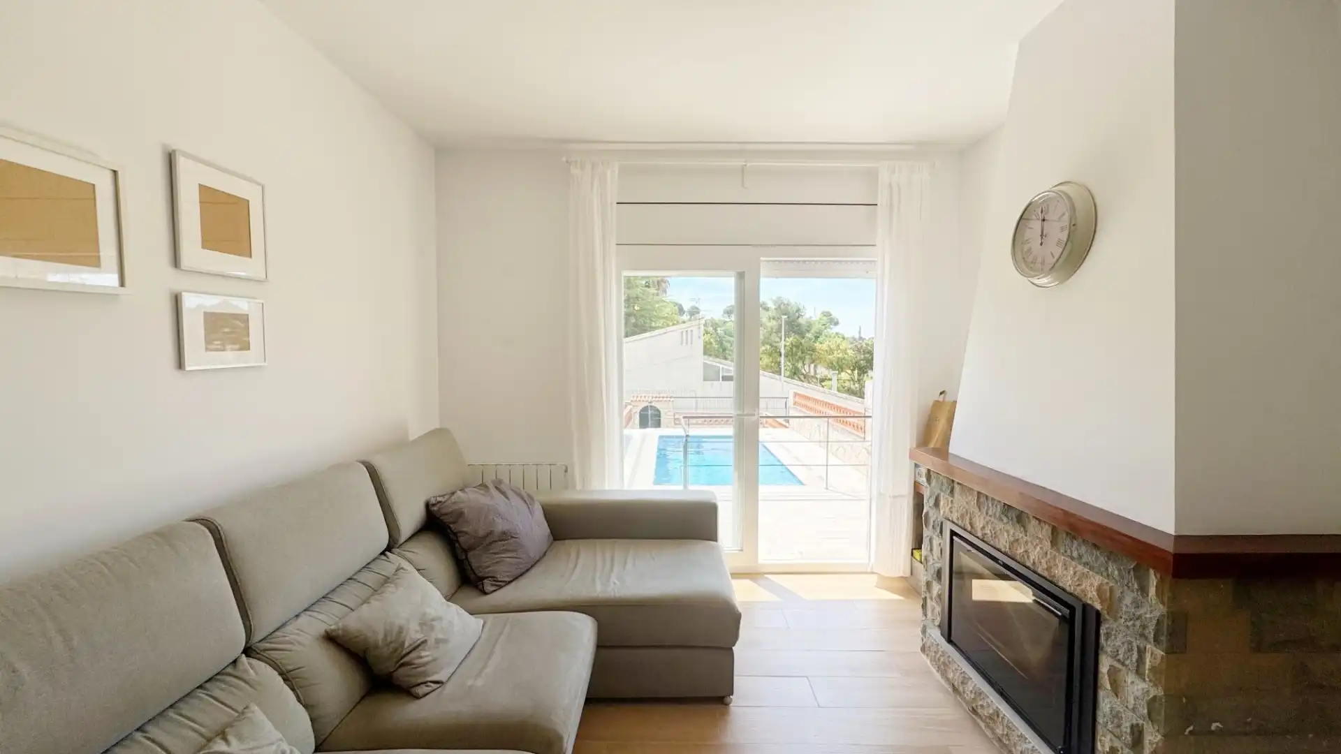 Houses for sale in Carrer Avellaners, Mas Romeu