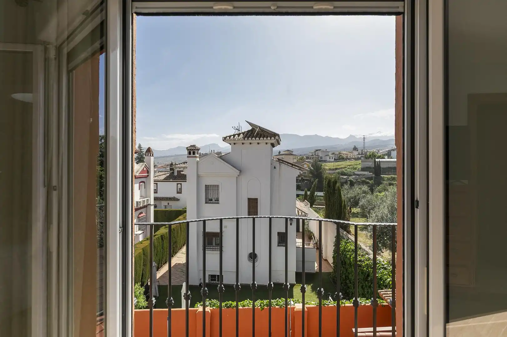 Chalet con terraza en venta en Calle Cerro Bufon 2