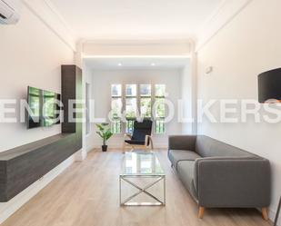 Exterior view of Apartment to rent in  Madrid Capital  with Air Conditioner, Heating and Terrace