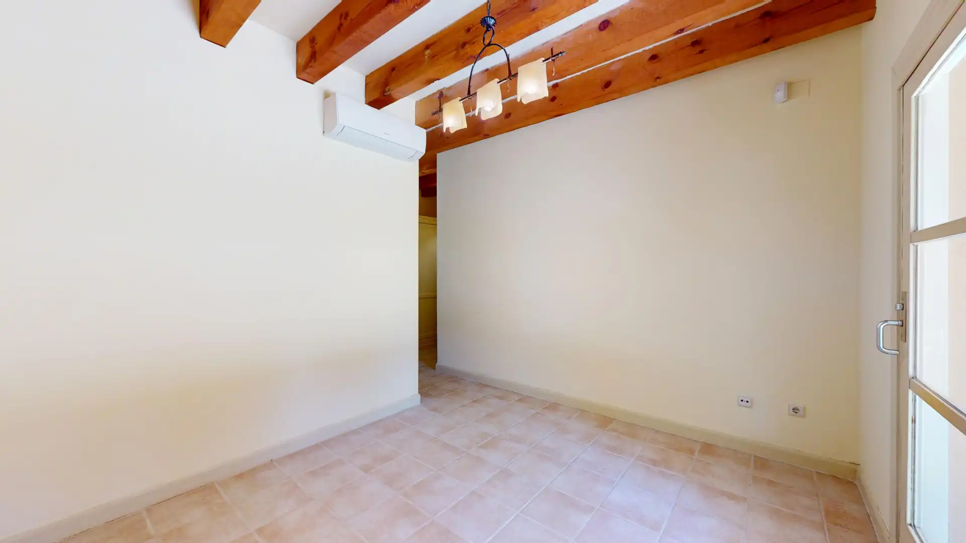 Casa o xalet en venda en Mont-roig del Camp amb Aire condicionat, Calefacció i Jardí privat