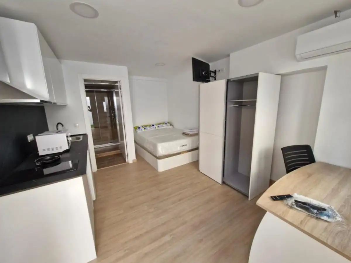 Study for rent in Guadalupe