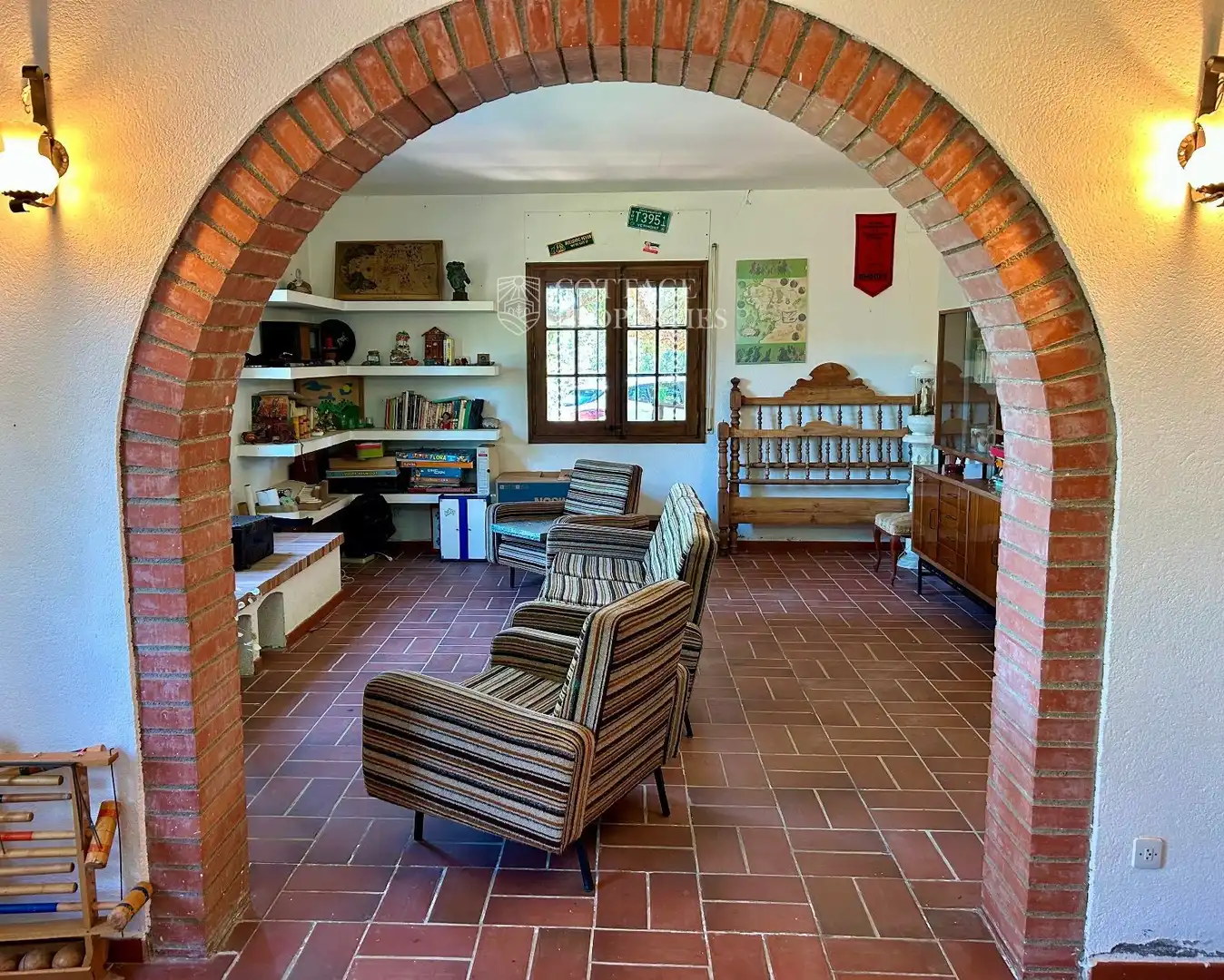 Sala de estar de Finca rústica en venta en Darnius con Calefacción