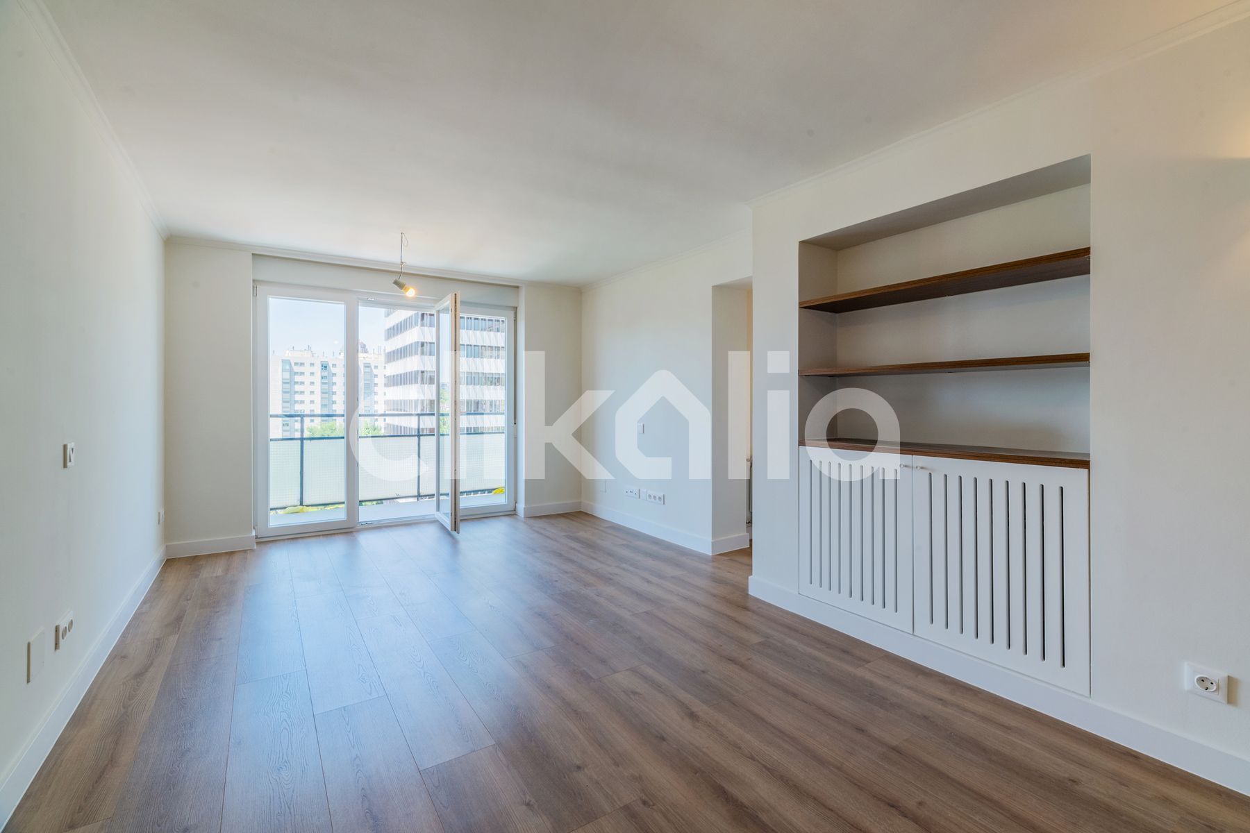 Living room of Flat for sale in  Madrid Capital  with Air Conditioner, Heating and Terrace