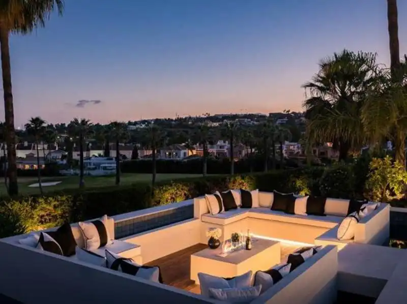 Terrassa de Casa o xalet de lloguer en Marbella amb Aire condicionat, Calefacció i Jardí privat