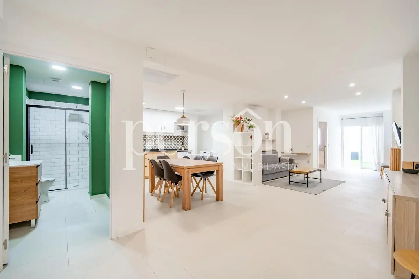 Ground floor for sale in Valencia  with Air Conditioner, Heating and Terrace