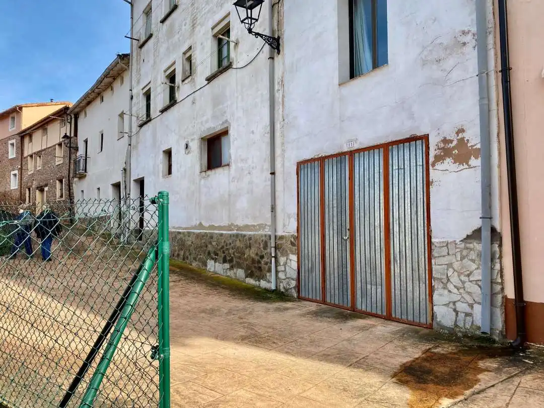 Vista exterior de Casa o xalet en venda en Santurdejo amb Calefacció